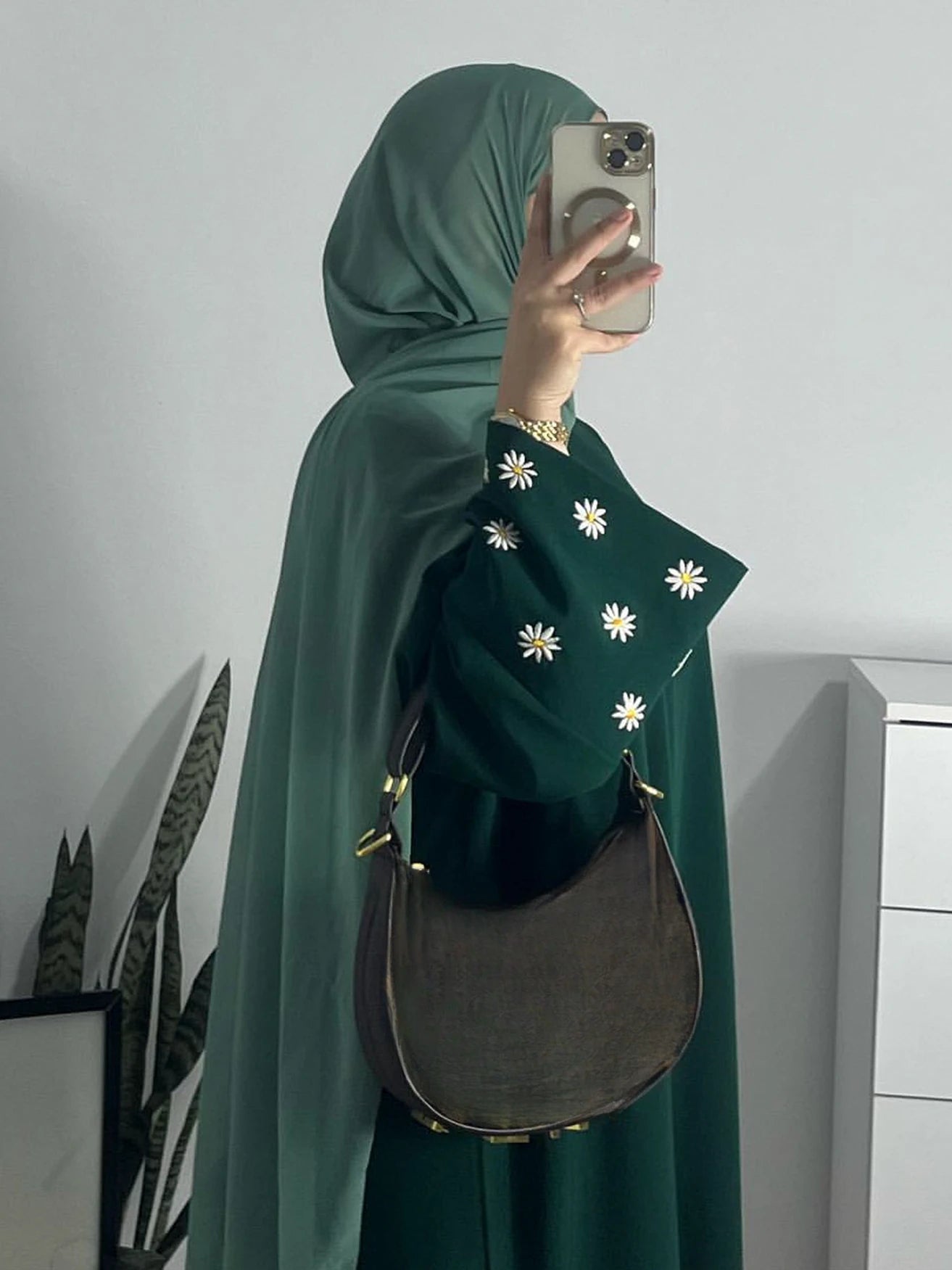 Abaya droite fleurie